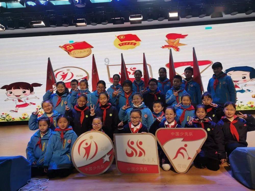 国网南昌市新建区供电公司:供电好服务 草莓大又红